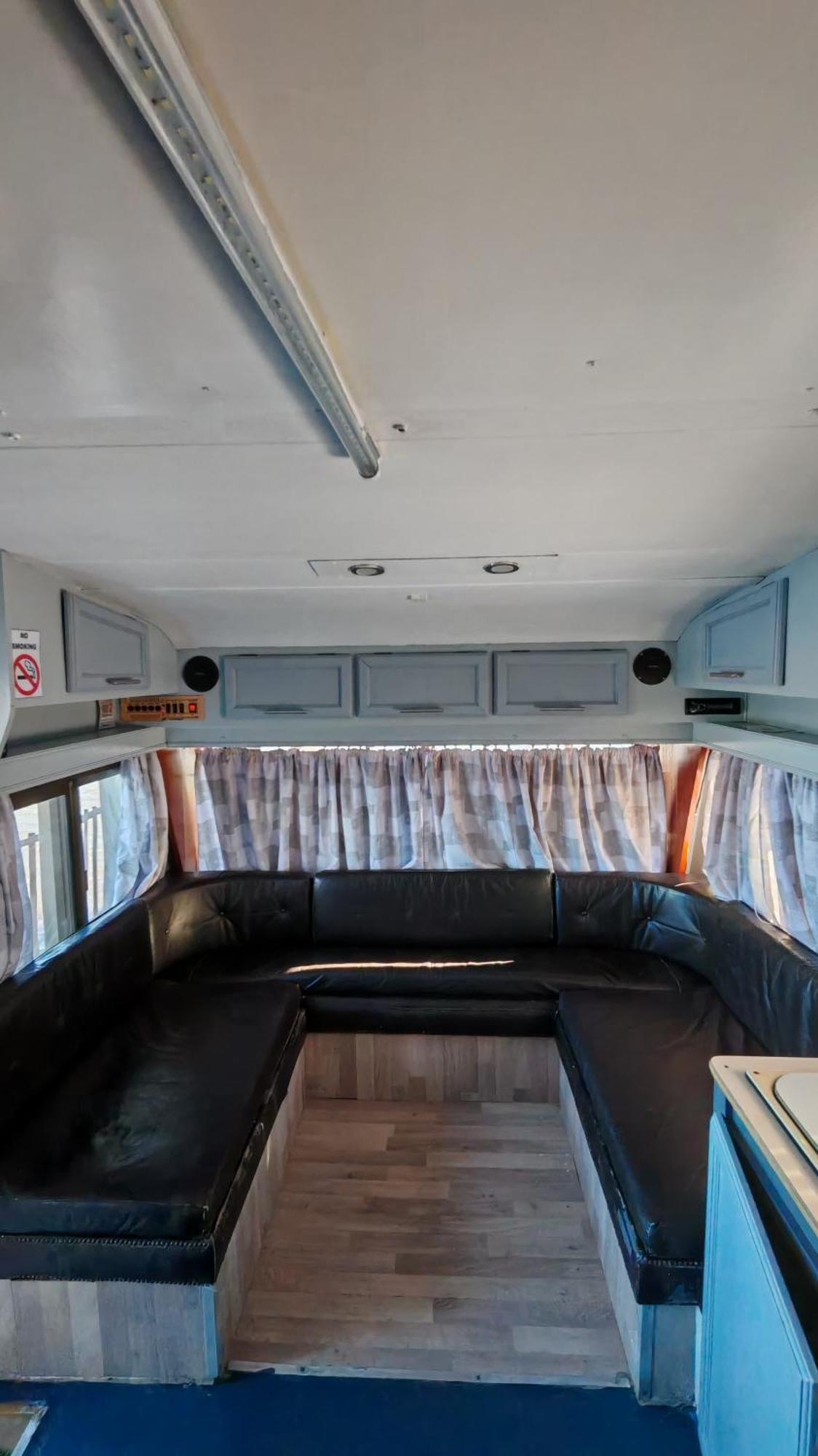 Maggie May House Boat - Colchester - 5Km From Elephant Park Екстериор снимка