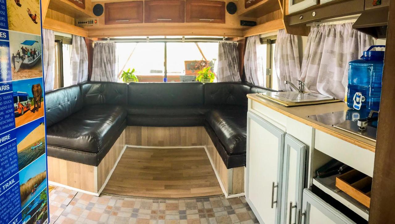 Maggie May House Boat - Colchester - 5Km From Elephant Park Екстериор снимка